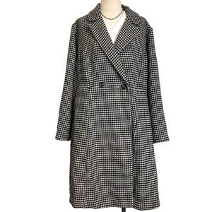 Torrid Women’s  NWT Plaid Statement Coat Size: 3 (22-24)